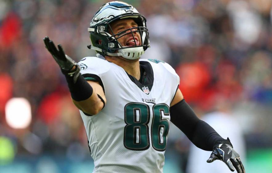 Perfect Draft: 1st in a 16-Team ESPN PPR League | 4for4