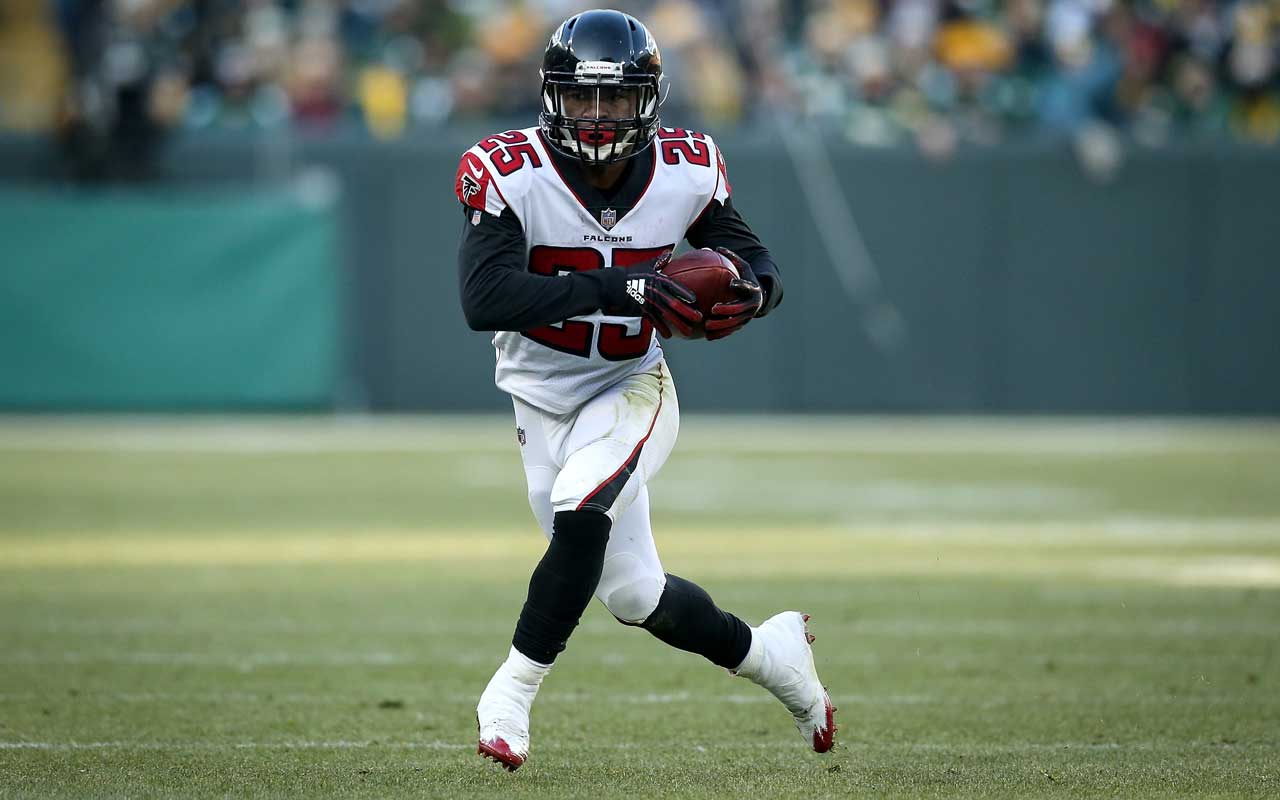 Embrace the Volatility: Get Backup RBs on Good NFL Teams | 4for4