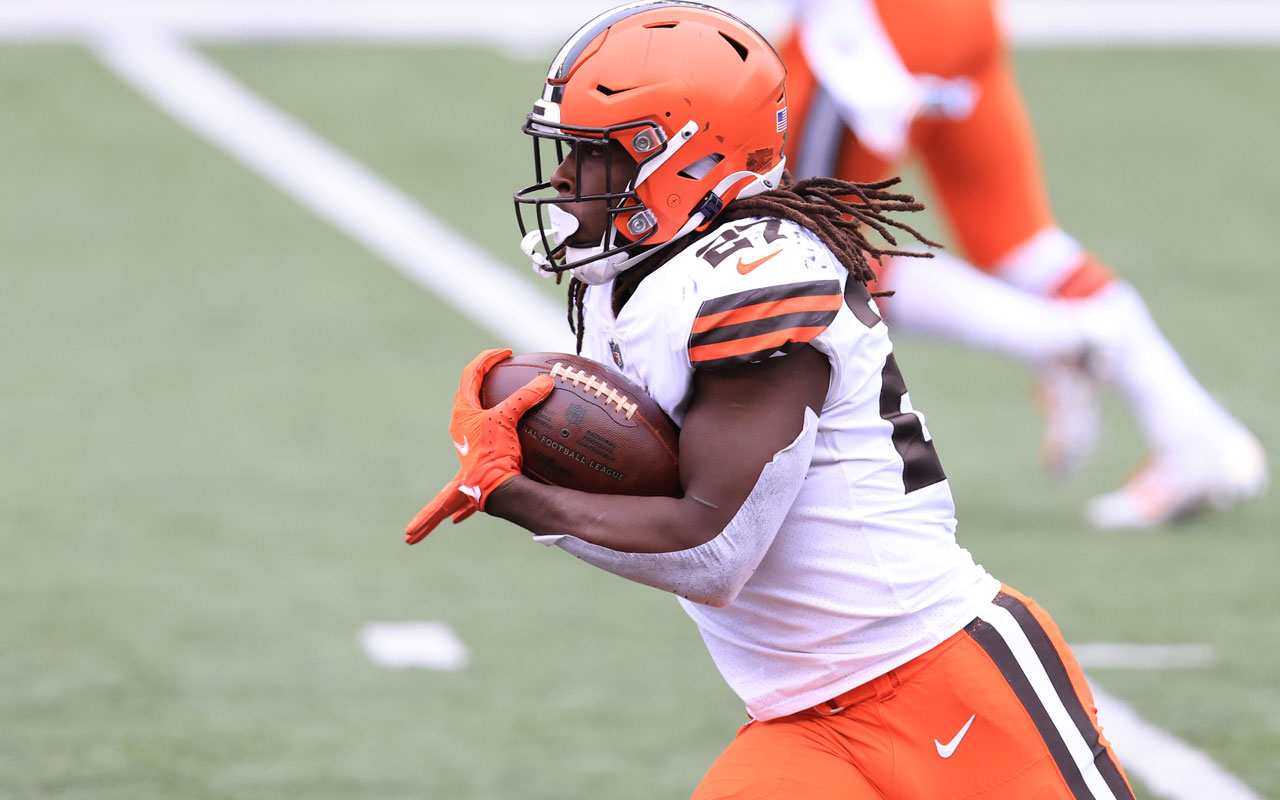 kareem hunt fantasy news