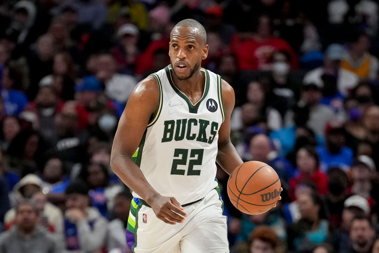 NBA Player Prop Bets: Is Khris Middleton Officially Back? | 4for4