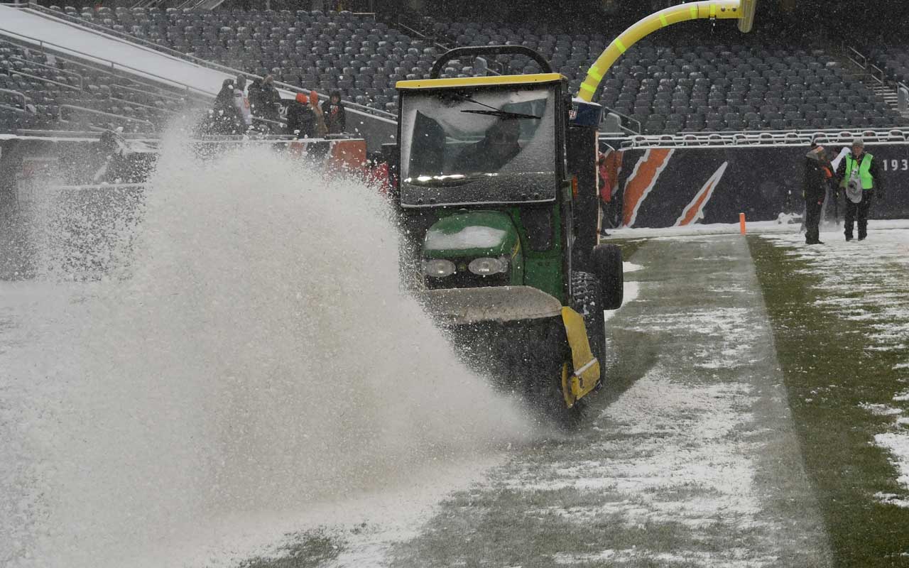 How Does Cold Weather Impact NFL Scoring? 4for4