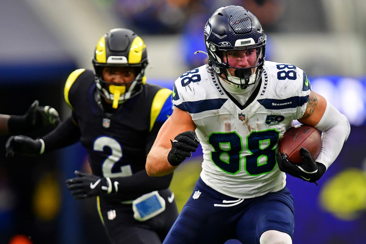 Fantasy Football Tight End Streaming Week 12: Open the Barn Doors | 4for4