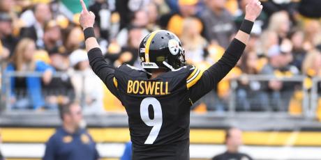 Chris Boswell arms up 