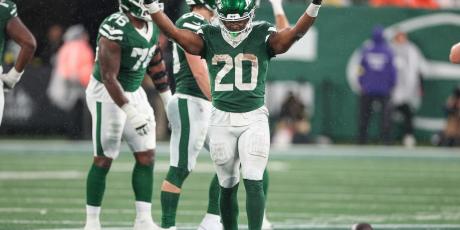 Breece Hall celebrating