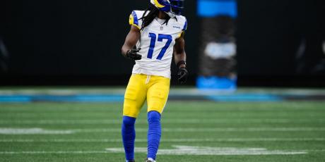 davante adams lining up
