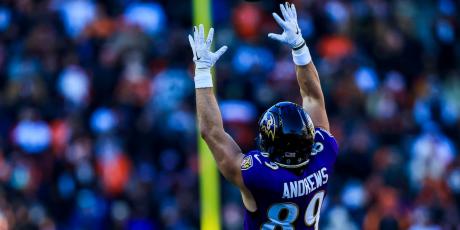 Mark Andrews ball in air 