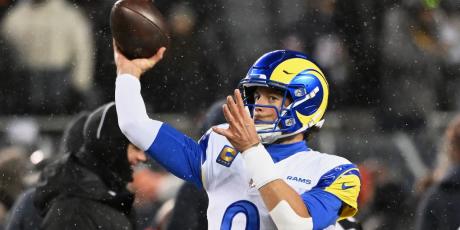 Matthew Stafford throwing 