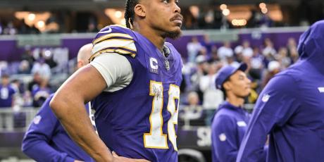 justin jefferson sideline