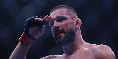 mateusz gamrot salute