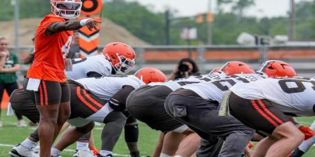 Deshaun Watson and the offensive line
