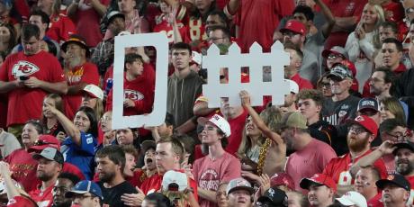 Kansas City Chiefs defense sign