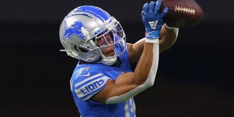 Amon-Ra St. Brown catch