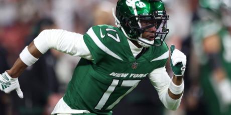 garrett wilson warm up