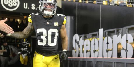 jaylen warren tunnel