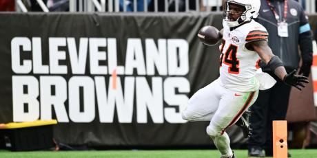 Jerome Ford celebrating