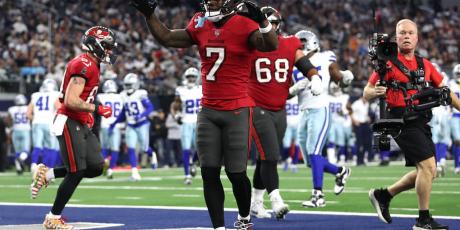 bucky irving touchdown