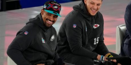 patrick mahomes jalen hurts laughing