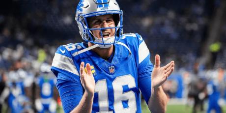 Jared Goff clap