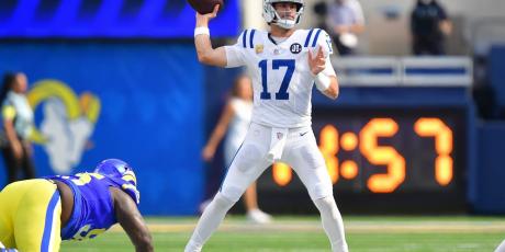 daniel jones throwing