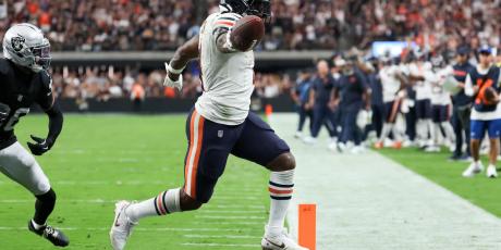 D'Andre Swift pylon