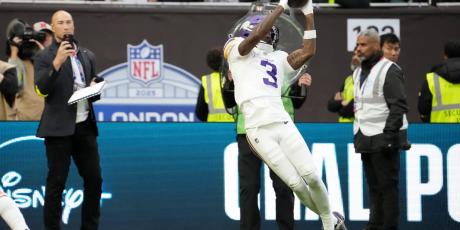 jordan addison twisting catch
