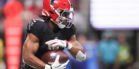 bijan robinson carry