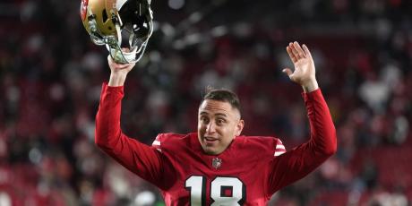 Eddy Pineiro arms up 