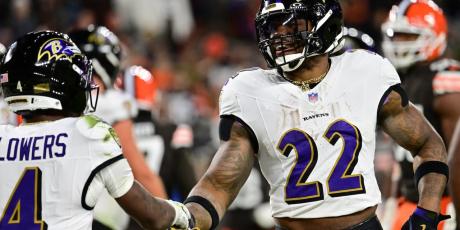 derrick henry is large