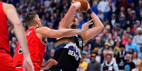 nikola jokic fadeaway