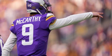 j.j. mccarthy pointing