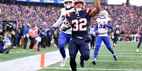 treveyon henderson touchdown