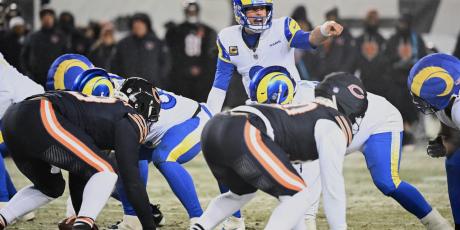 matthew stafford pre-snap