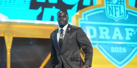 jeremiyah love lookin fly