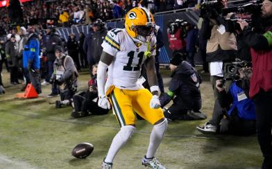 Jayden Reed Sideline Dancing 