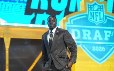 jeremiyah love lookin fly