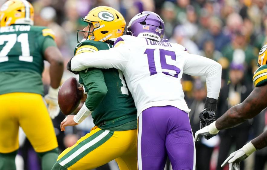 5 Breakout Defensive Linemen to Target in IDP Leagues in 2026