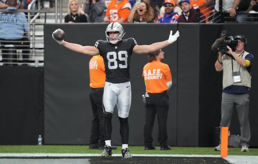 When to Draft a Tight End in Your Fantasy Football League