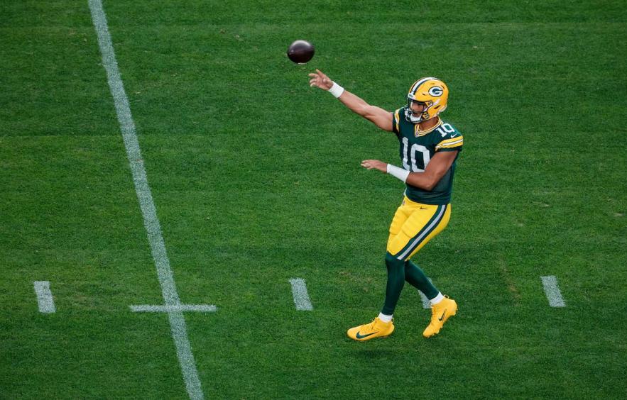 12 Fantasy Football Players with Easy Early-Season Schedules in 2026