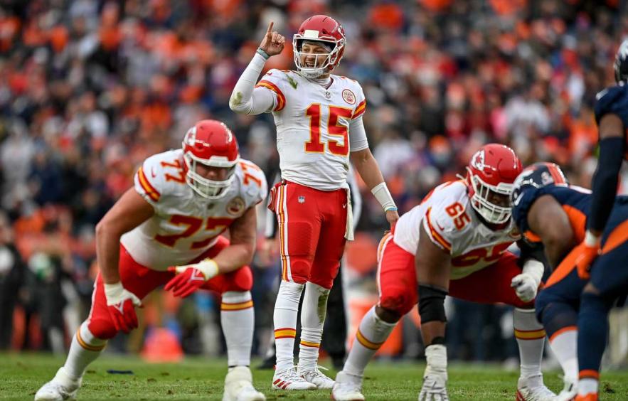Monday Night Single-Game DFS: Raiders at Chiefs