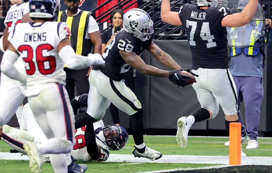 Saturday Night Single-Game DFS: Raiders at Steelers