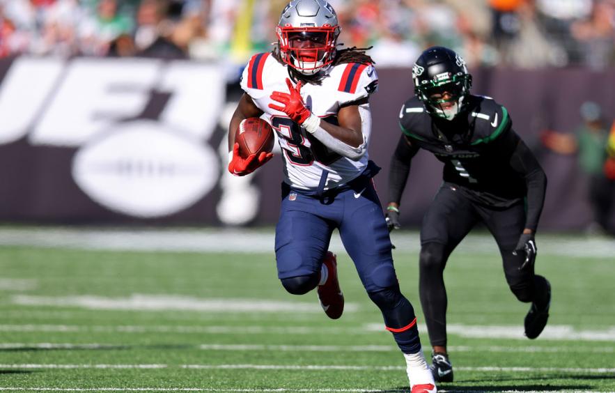 nfl week 18 best player props