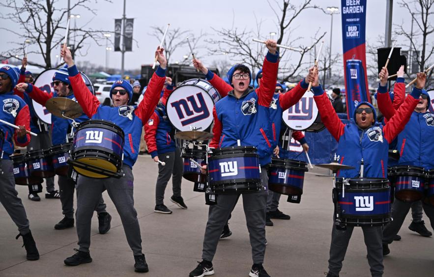 Week 17 NFL Pick'em & Survivor Pool Picks New Year...New York Giants