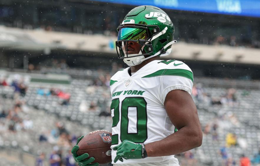 Week 4 Sunday Night Football Single-Game NFL DFS: Top FanDuel & DraftKings  Plays