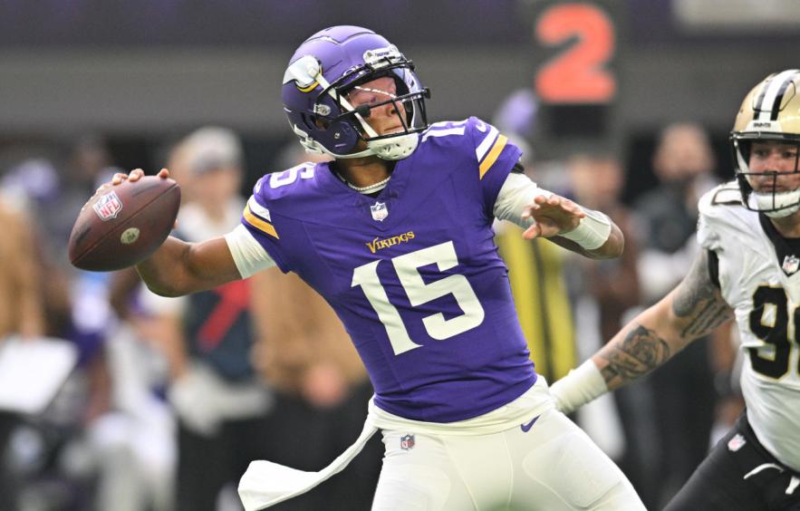 Sunday Night Single-Game DFS: Vikings at Broncos