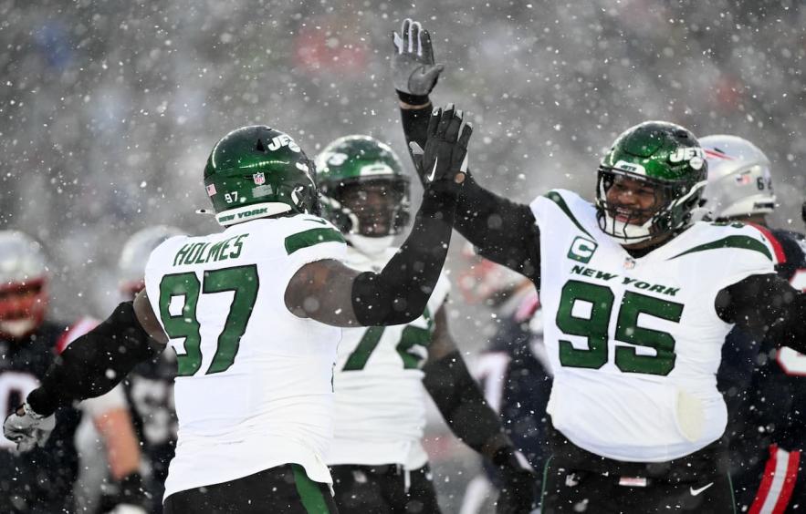 Do Defenses Repeat Fantasy Football Performances? 