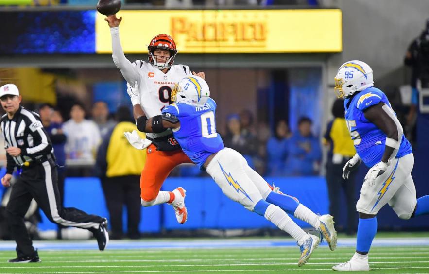 Week 17 IDP Matchups to Exploit &amp; Streaming Options