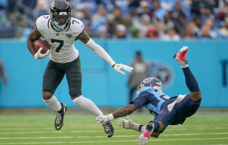 DraftKings &amp; FanDuel NFL DFS Week 15 Tournament Strategy &amp; Picks