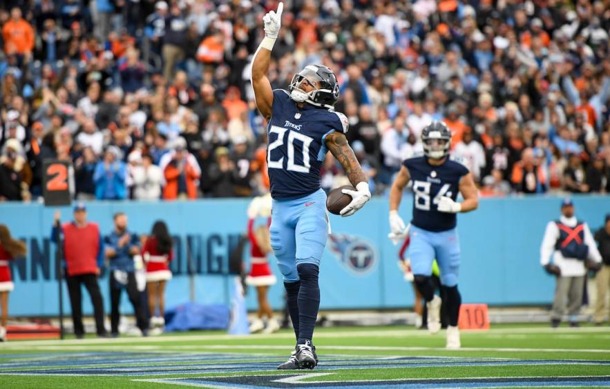 Week 1 Fantasy Football Sneaky Starts & Sleepers Week 1 Fantasy Football Sneaky Starts & Sleepers