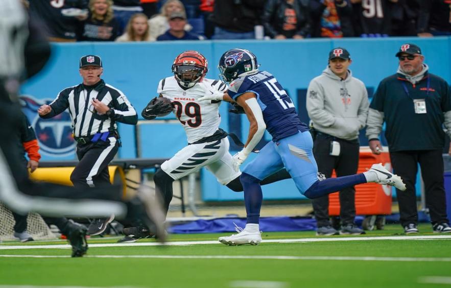 Defense Streaming Week 16