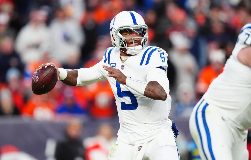 DraftKings &amp; FanDuel NFL DFS Week 16 Tournament Strategy &amp; Picks